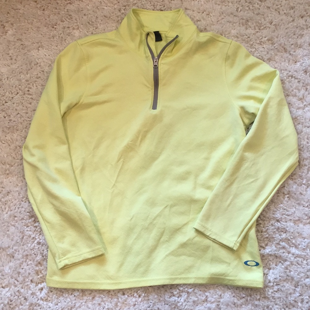 Men’s Oakley pullover